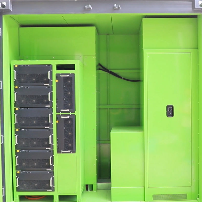 ディーゼル発電機とリチウム電池 エネルギー貯蔵システム 持続可能な電力ソリューションのためのエネルギー貯蔵キャビネット